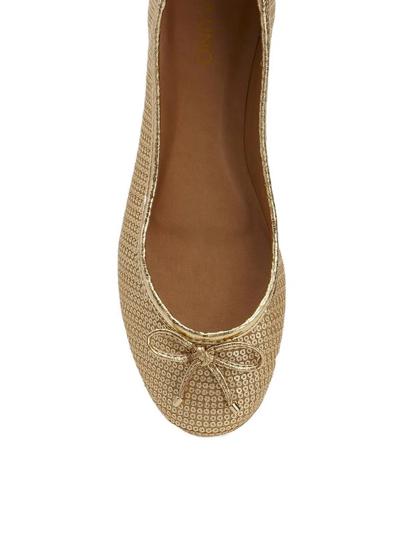 Via Uno Separado Slip On Shoes