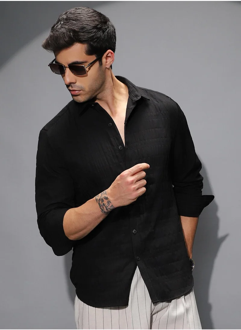 كامبوس سوترا Men's Navy Blue Tactile Regular Shirt For Casual Wear | Spread Collar | Long Cuffed Sleeves | Button Closure | Shirt Shirt Crafted With Comfort Fit For Everyday Wear