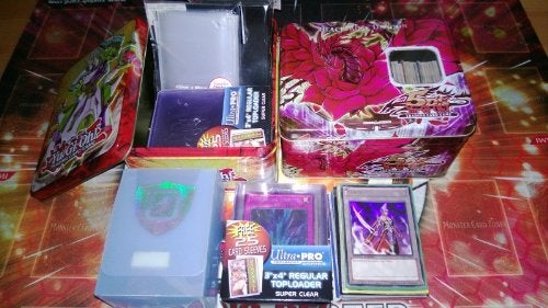 Konami Lot of 100 Mint YuGiOh! SUPER Mega Cards Plus 4 Rares PLUS Holo Super/Ultra Rare Inserted! - Image 1