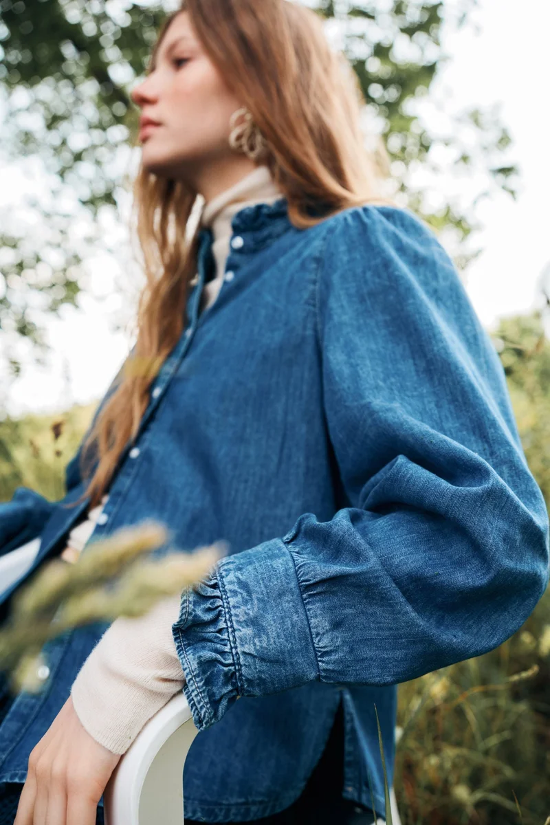 H&M Frill-trimmed denim blouse