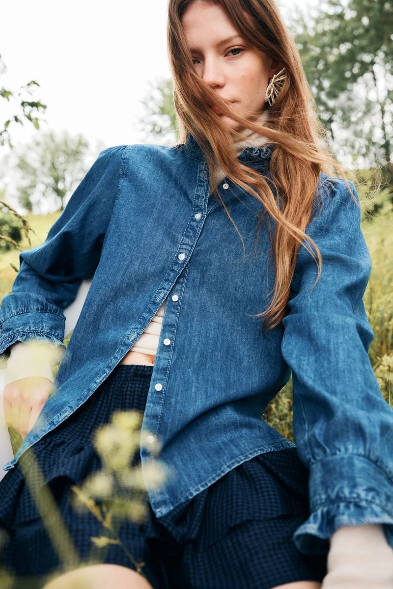 H&M Frill-trimmed denim blouse