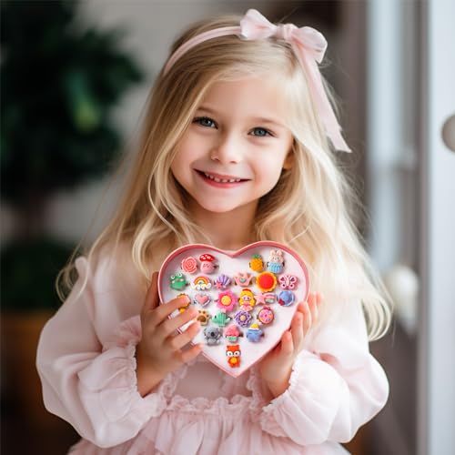 PinkSheep Little Girl Jewel Rings in Heart Box, Adjustable, Girl Gift Pretend Play and Dress Up Rings (Mat) - Image 3