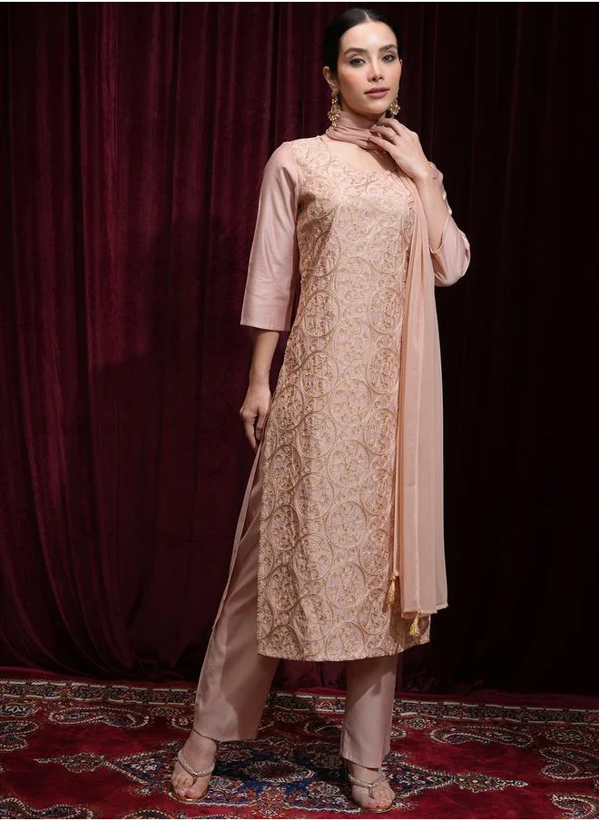 فيشود Women Peach Embroidered Kurta Set by Styli