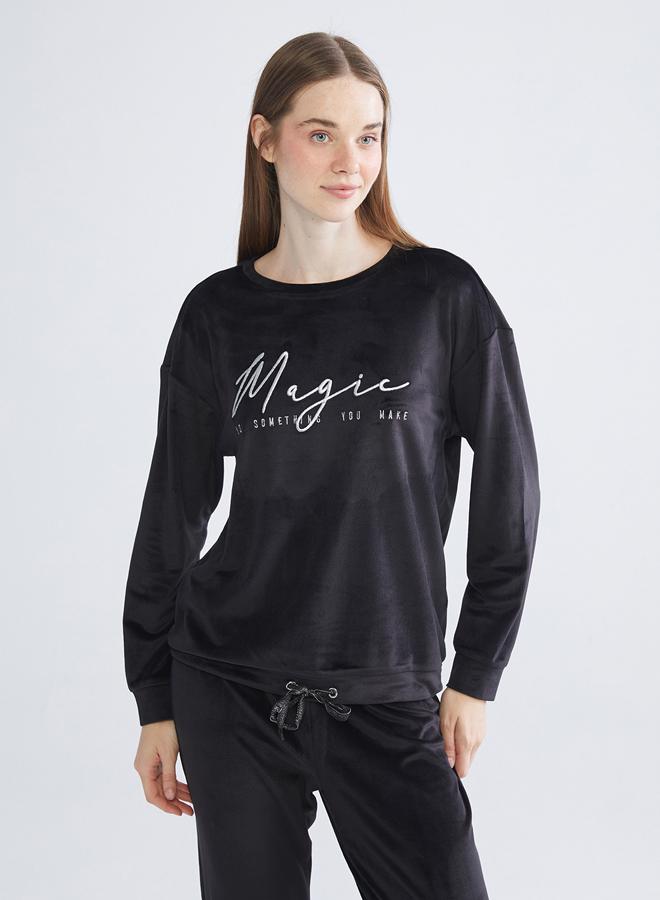 LC WAIKIKI Crew Neck Embroidered Velvet Women's Pyjama Set - Image 2