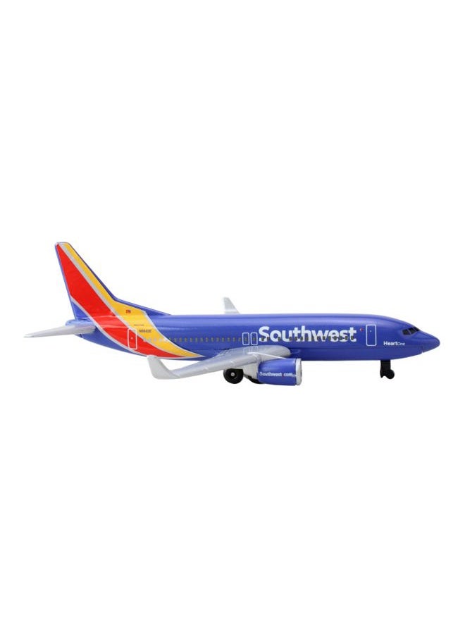 Daron Southwest Airlines Airport Playset with Die-Cast Metal Model Airplane with Plastic Parts, Cars and Transportation Toys for Kids Ages 3+ - Image 2