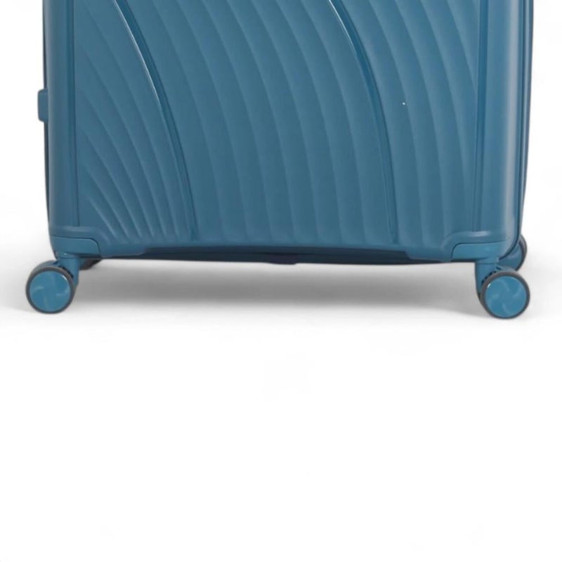 Aviator Luxury Complete Luggage Set - 3 Pieces in Shatterproof Polypropylene (Large Sizes and Superior Features) - Image 4