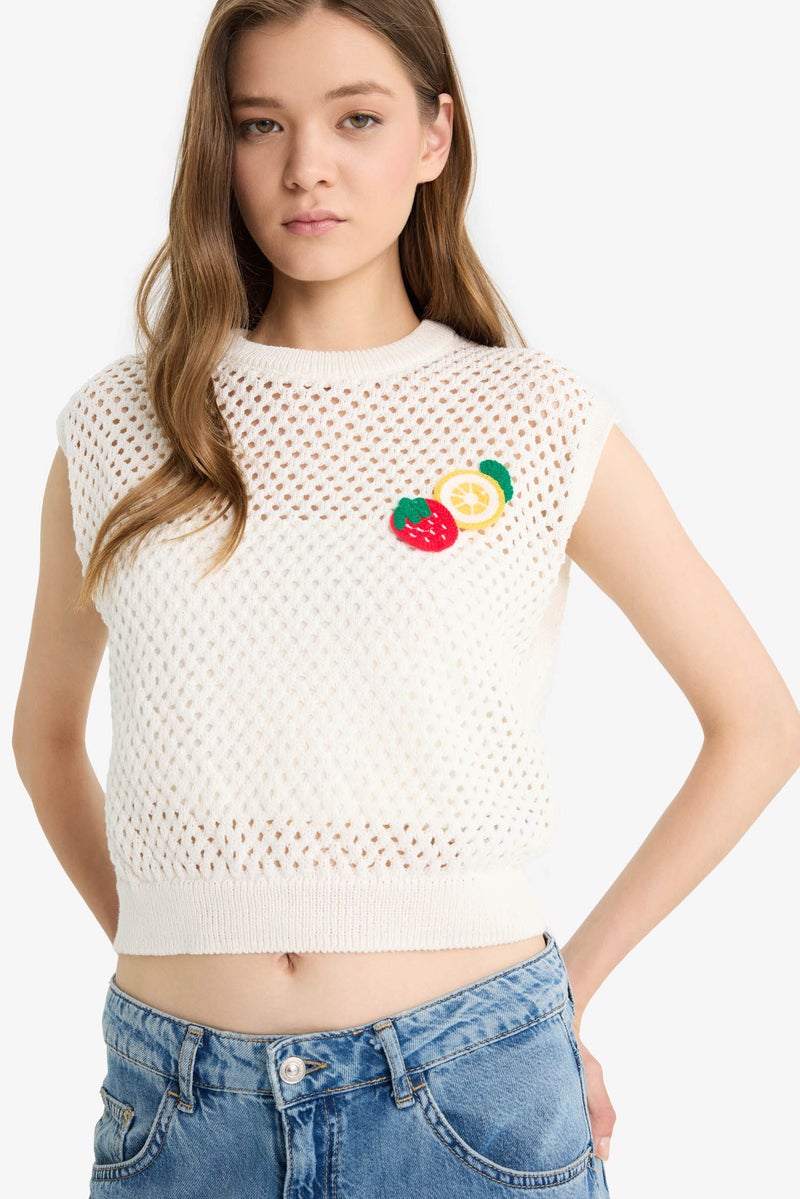 DeFacto White Woman Crew Neck Fruit Embroidered Crochet Vest Casual - Image 2