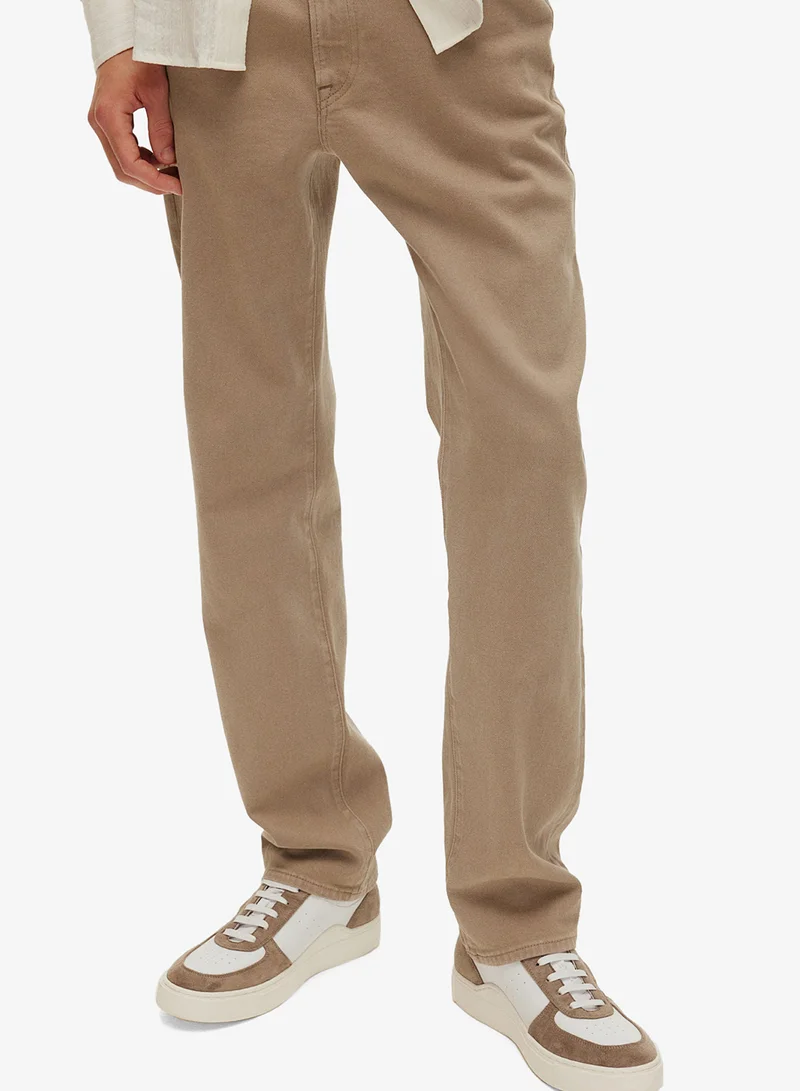 اتش اند ام أحذية رياضية