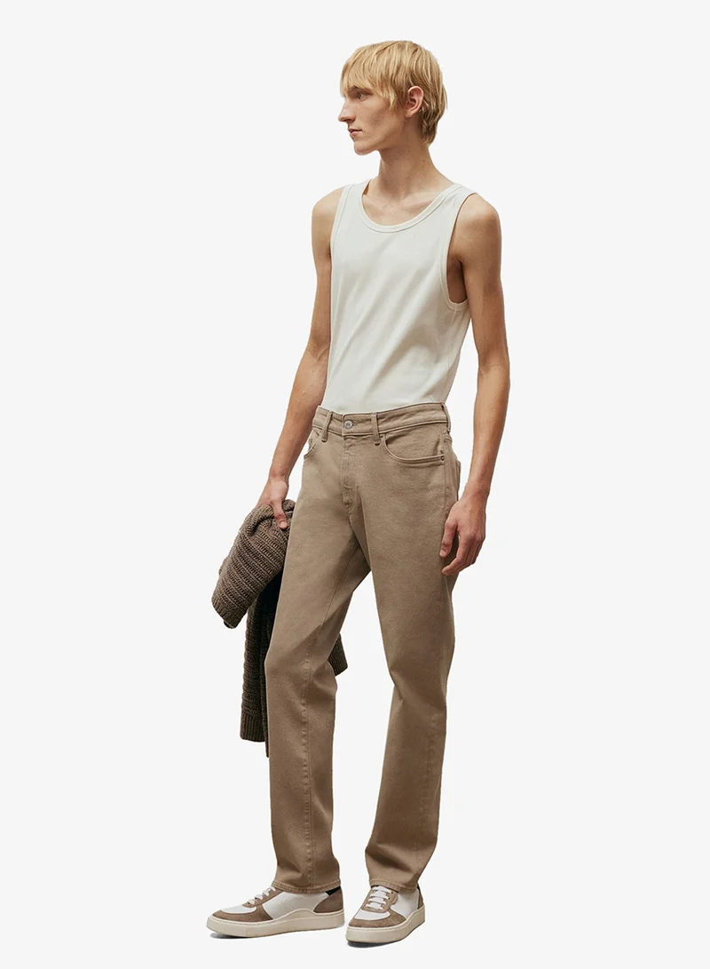 اتش اند ام أحذية رياضية