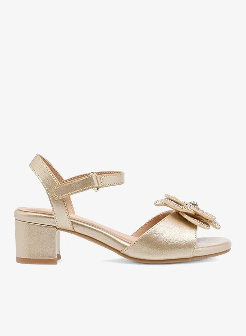 سيليست صنادل بناتي بكعب عريض بزخارف زهور وإغلاق بشريط لاصق