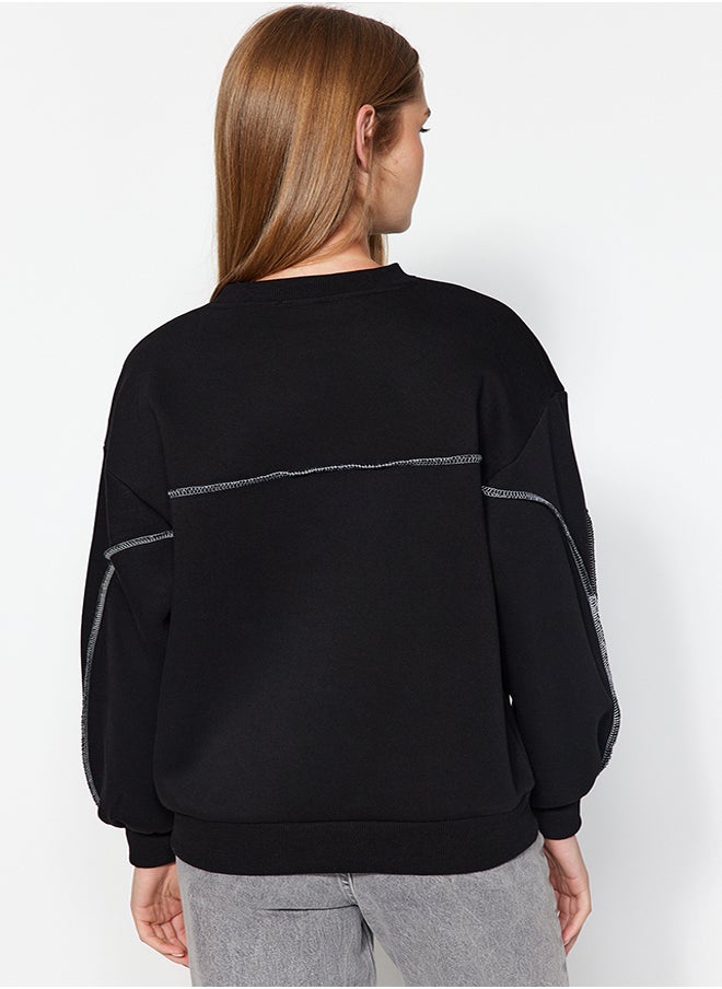 trendyol - Black Stitching Detailed Crew Neck Regular Fit Thick Inside Fleece Knitted Sweatshirt TWOAW24SW00233 - Image 1