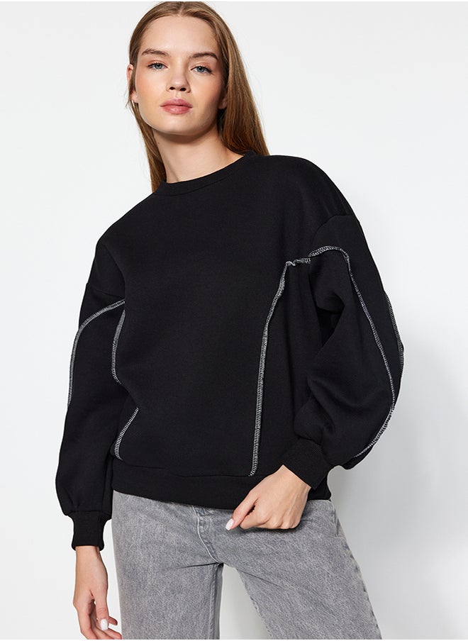 trendyol - Black Stitching Detailed Crew Neck Regular Fit Thick Inside Fleece Knitted Sweatshirt TWOAW24SW00233 - Image 1