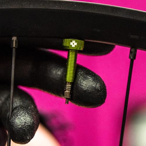 Muc Off Muc-Off Tubeless Valves V2 – 44mm Green | 4X 7075 Aircraft-Grade Aluminium Presta Valves with Core Removal Tool | 44mm / 60mm / 80mm - 10 Anodised Color Options | Fits MTB, Gravel & Road - Image 3