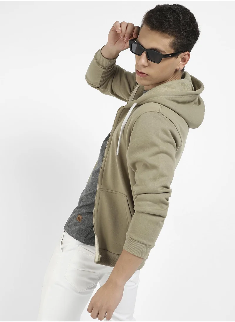 Campus Sutra Men's Beige Zip-Front Hoodie With Contrast Drawstring