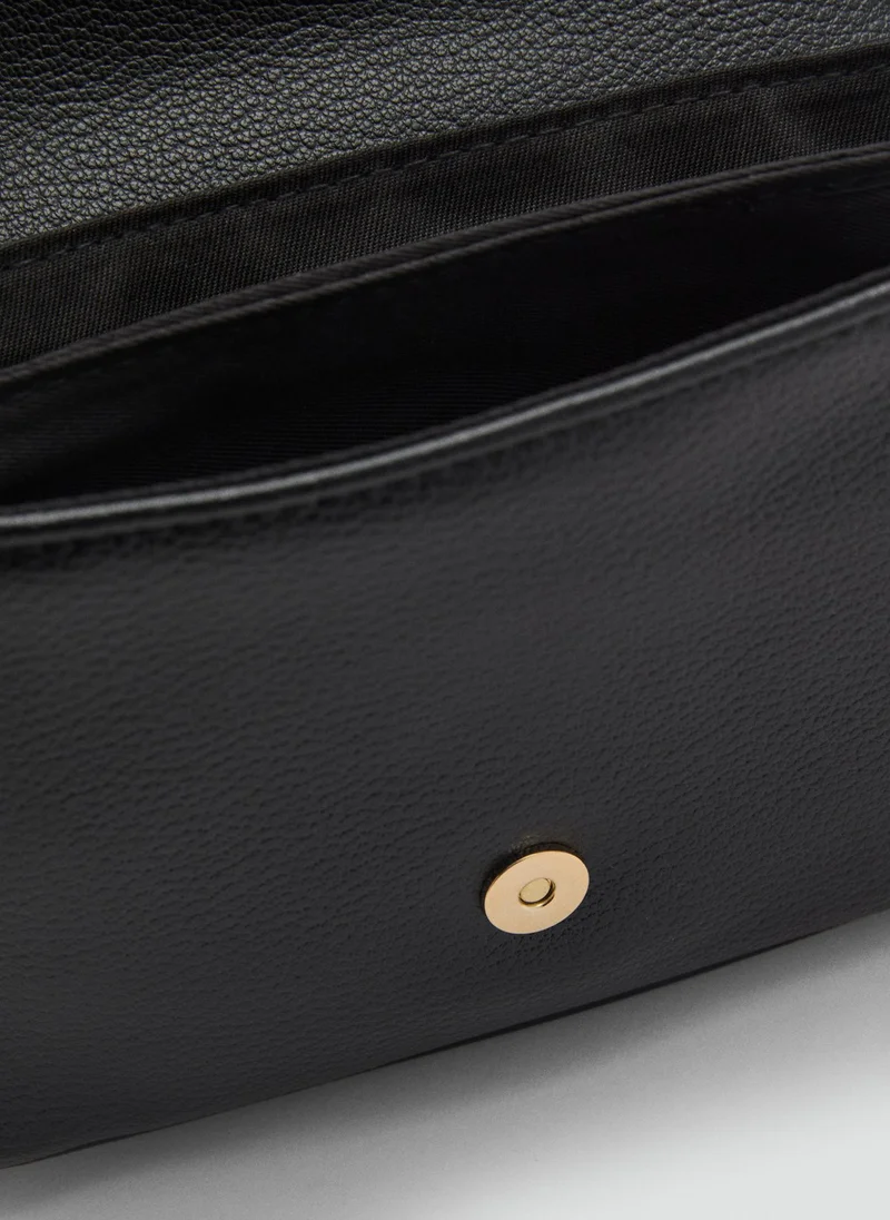 مانجو Corina Chain Detailed Flap Over Crossbody