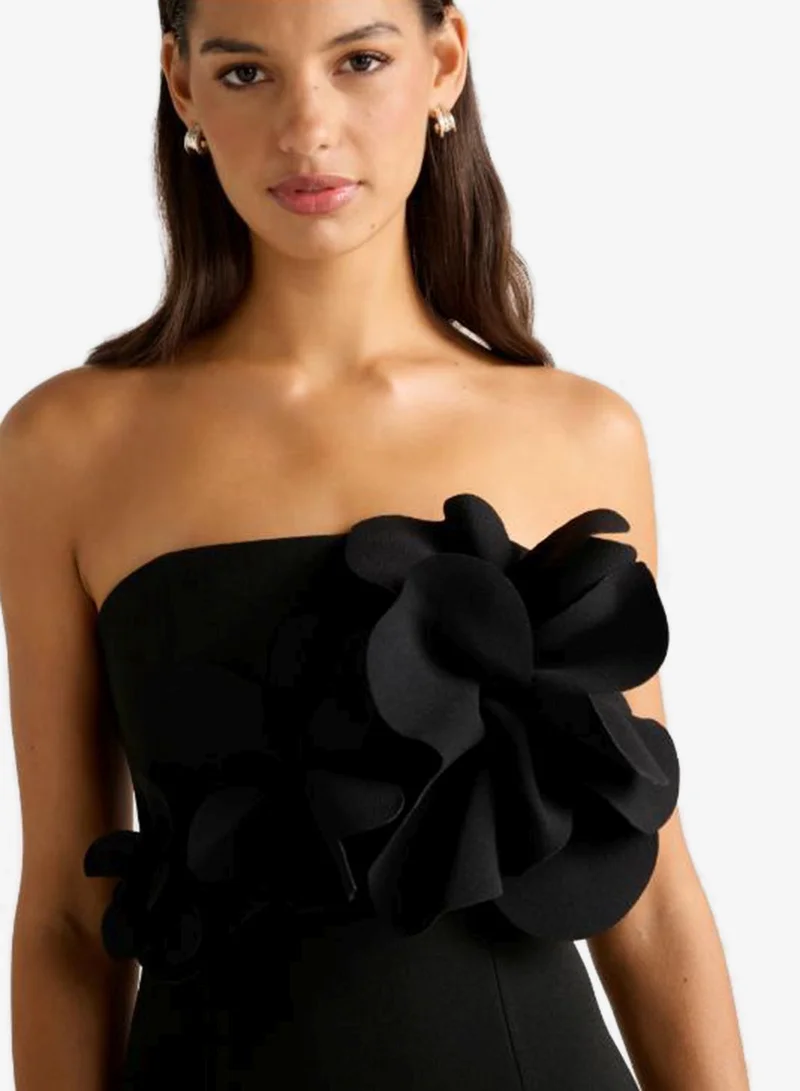 forever new Tessa Flower Detailed Midi Dress