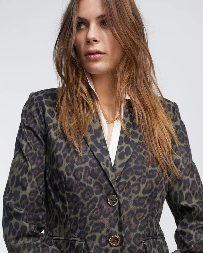 Lola Casademunt Animal print blazer