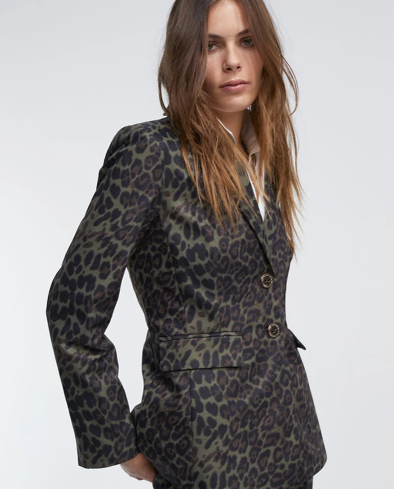 Lola Casademunt Animal print blazer