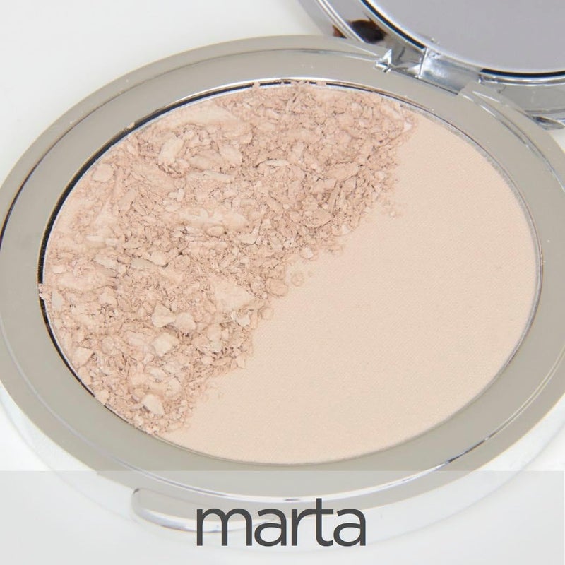 La Bella Donna Compressed Mineral Foundation - Face Powder for Natural Glowing Skin with Long Lasting Full Coverage in Sun Kissed Tan (Marta) - Image 2