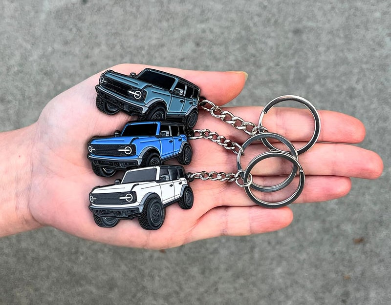 FOUR WHEEL BEAST Bronco Keychain - Velocity Blue - Image 2