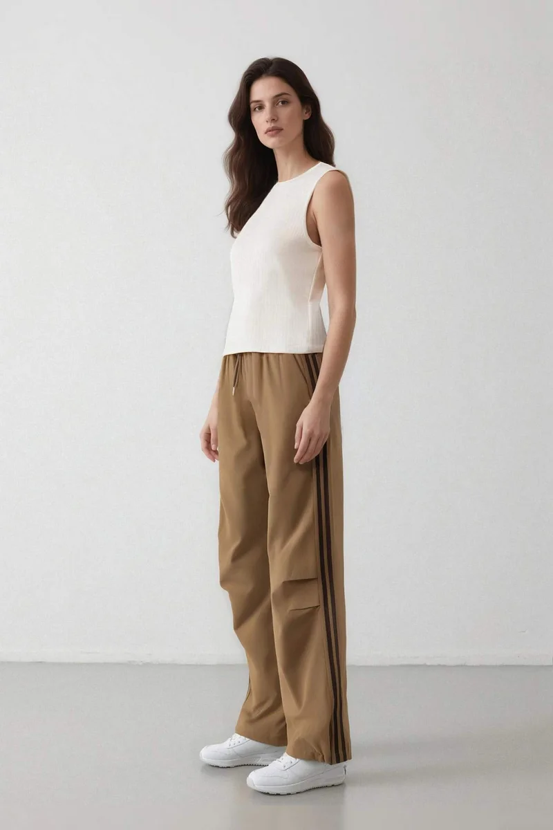 ديفاكتو Flexible Waist Adjustable Elastic Parachute Fabric Trousers
