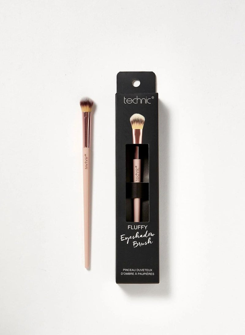 Technic Fluffy Eyeshadow Brush - Image 1