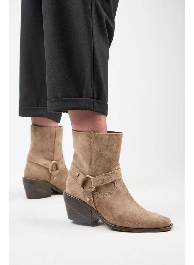 (Neus) Women's Genuine Leather Buckle-strap Cowboy Special Distressed Ochre Leather Boot.