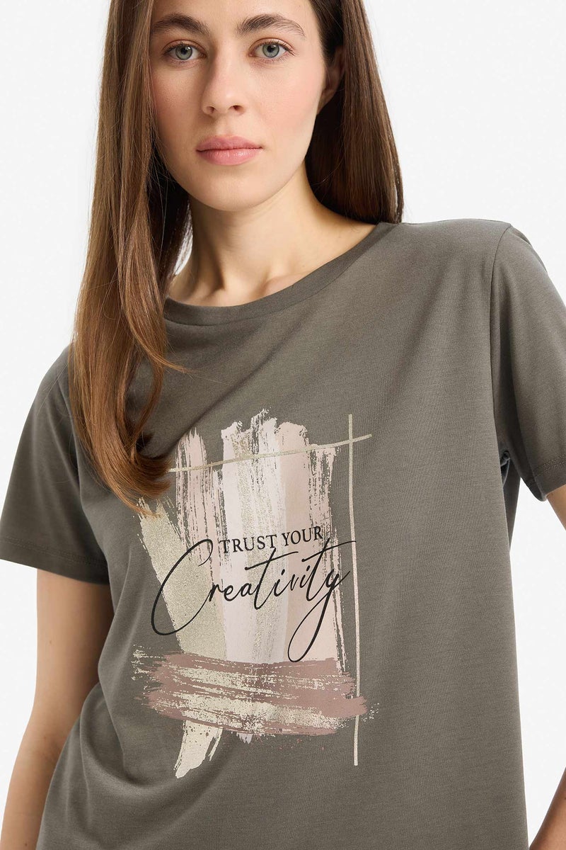 DeFacto Woman Relax Fit Crew Neck Printed Short Sleeve T-Shirt  - Image 5