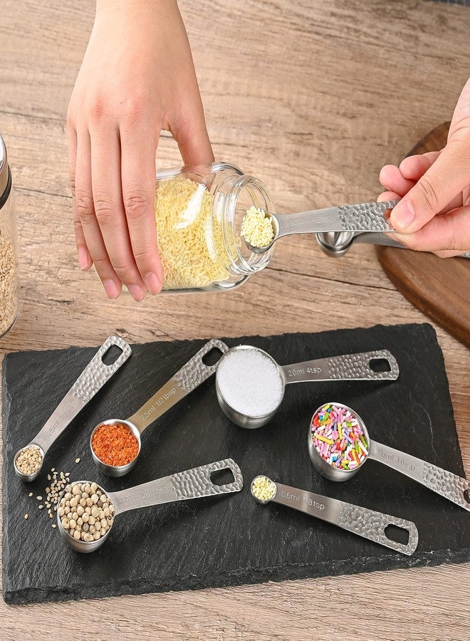 Smithcraft مجموعة ملاعق قياس من سميثكرافت، مجموعة ملاعق قياس من الفولاذ المقاوم للصدأ 18/8، تتضمن 9 ملاعق وميزان، ملاعق قياس معدنية للخبز، أدوات مطبخ، ملاعق قياس بأحجام 1/8، 3/4، 4 ملاعق صغيرة و2/3 ملاعق كبيرة - Image 4