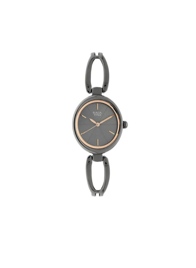 TITAN - Women Analog Oval Shape Metal Wrist Watch - 2579QM01 - 35.5 Mm - Image 1