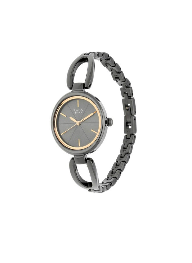 TITAN - Women Analog Oval Shape Metal Wrist Watch - 2579QM01 - 35.5 Mm - Image 1