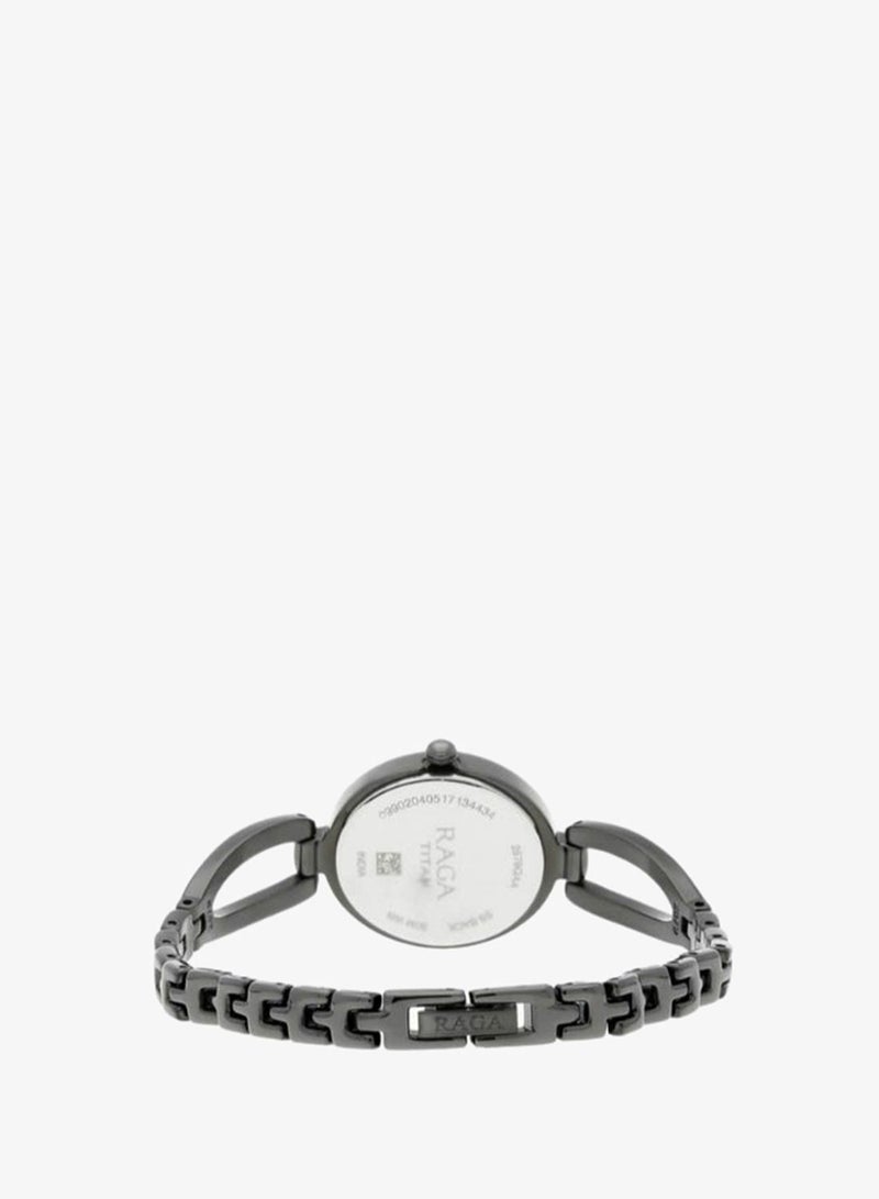 TITAN Women Analog Oval Shape Metal Wrist Watch - 2579QM01 - 35.5 Mm - Image 3
