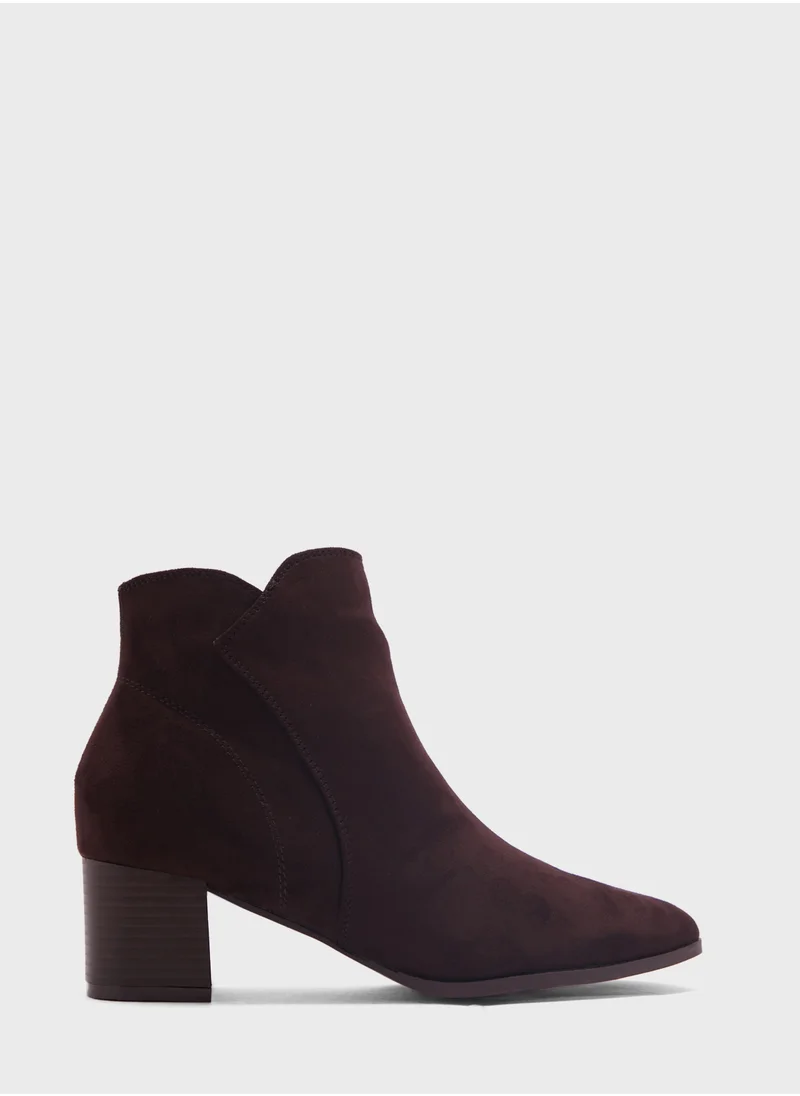ايلا Suede Cowboy Boots