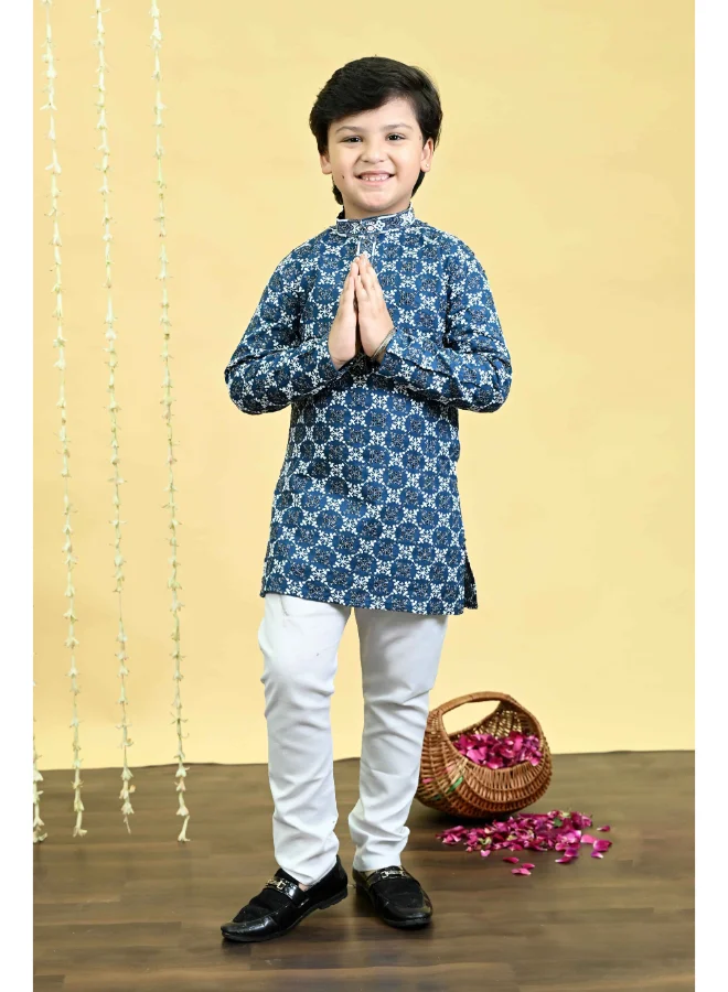 BT DEZINES Boys Royal Blue Kurta Pajama Set