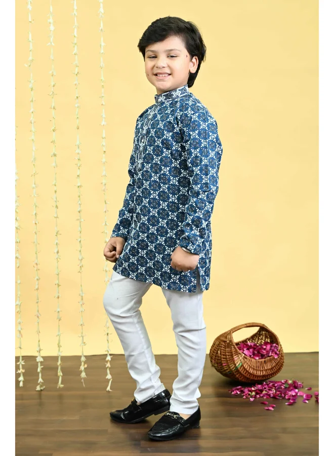 BT DEZINES Boys Royal Blue Kurta Pajama Set