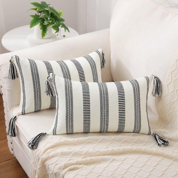 BOHO OUTDOOR COUCH THROW PILLOW COVERS SET OF 2 DECORATIVE LUMBAR THICK WOVEN STRIPED ACCENT NEUTRAL PILLOW COVERS WITH TASSELS FOR BED SOFA HOME DECOR 12X20 INCH BLACK AND CREAM WHITE