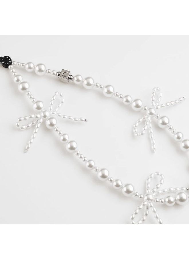 Generic - Zhao Lusi Star Same-style Mobile Phone Case Hanging Chain Snowflake Bow Pearl Hanging Chain Bead Chain Hanging Chain Pearl Short-Color:Cherry Bow Mobile Phone Chain - Image 1