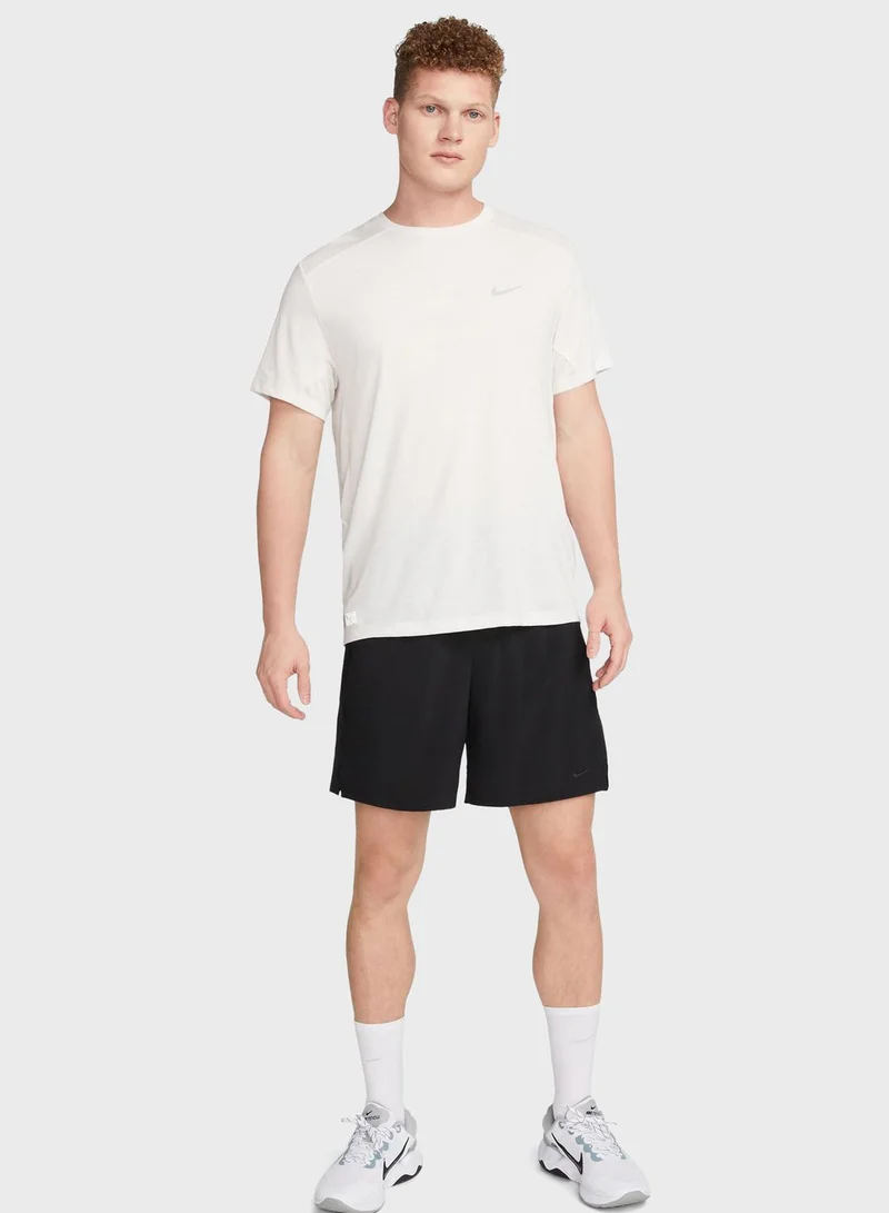 Nike Dri-Fit Unlimited Woven 7" Shorts