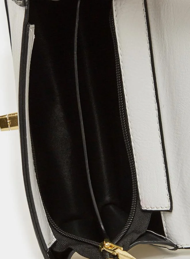 Styli Chain Strap Crossbody Bag