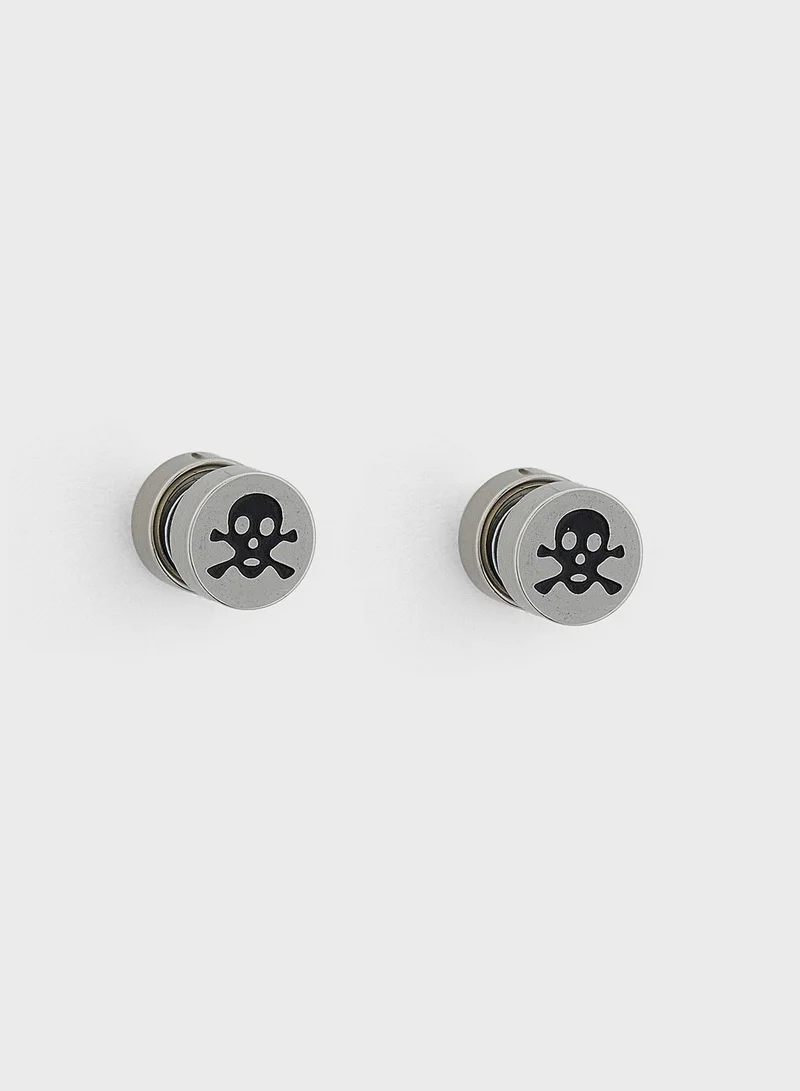 Seventy Five Skull Magnetic Stud Earring