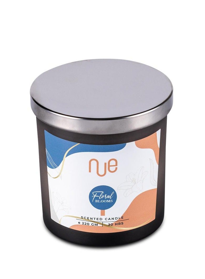 Nue Floral Blooms Scented Candle 220G - Image 3