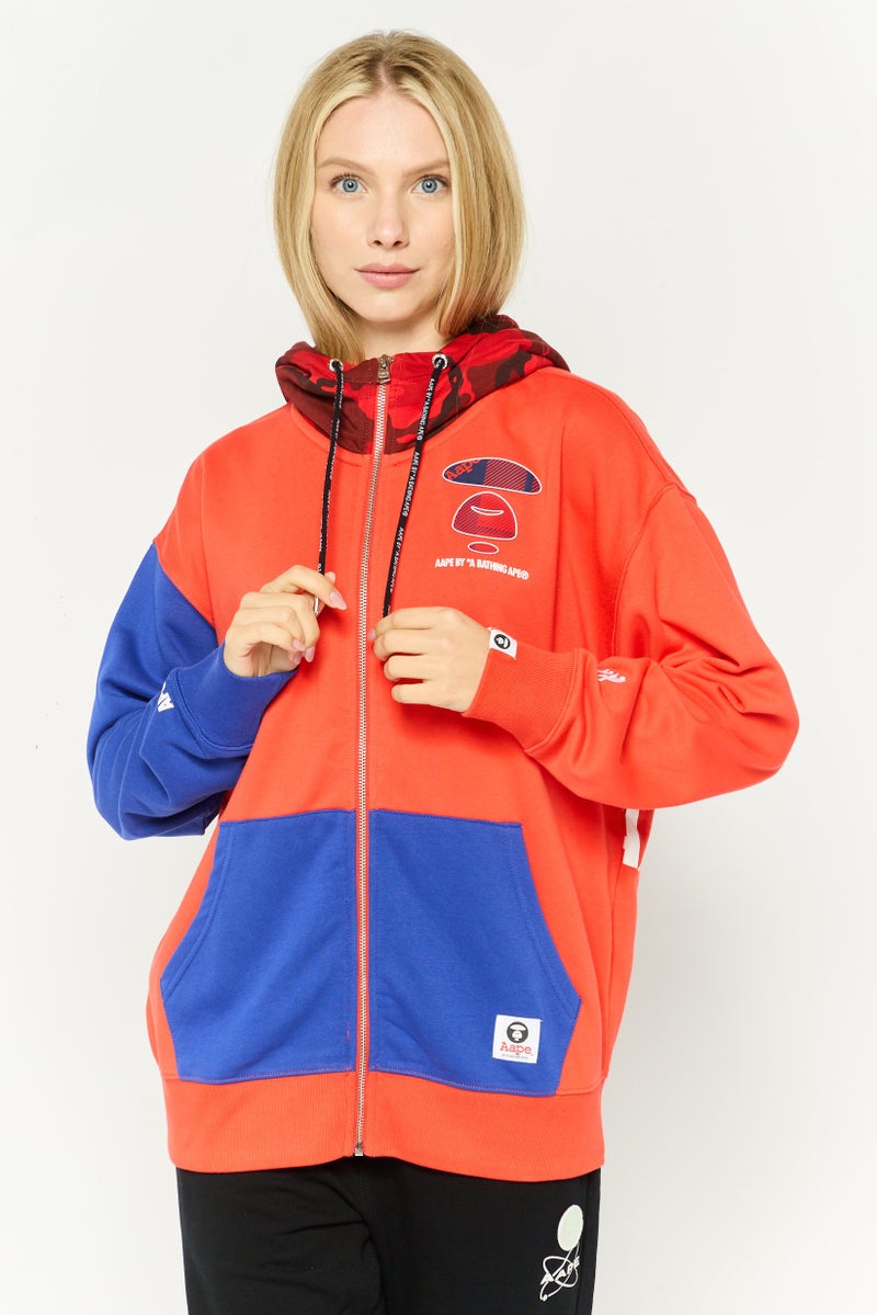 Aape By A Bathing Ape هودي نسائي بطباعة جرافيك على الرقبة، أحمر - Image 1