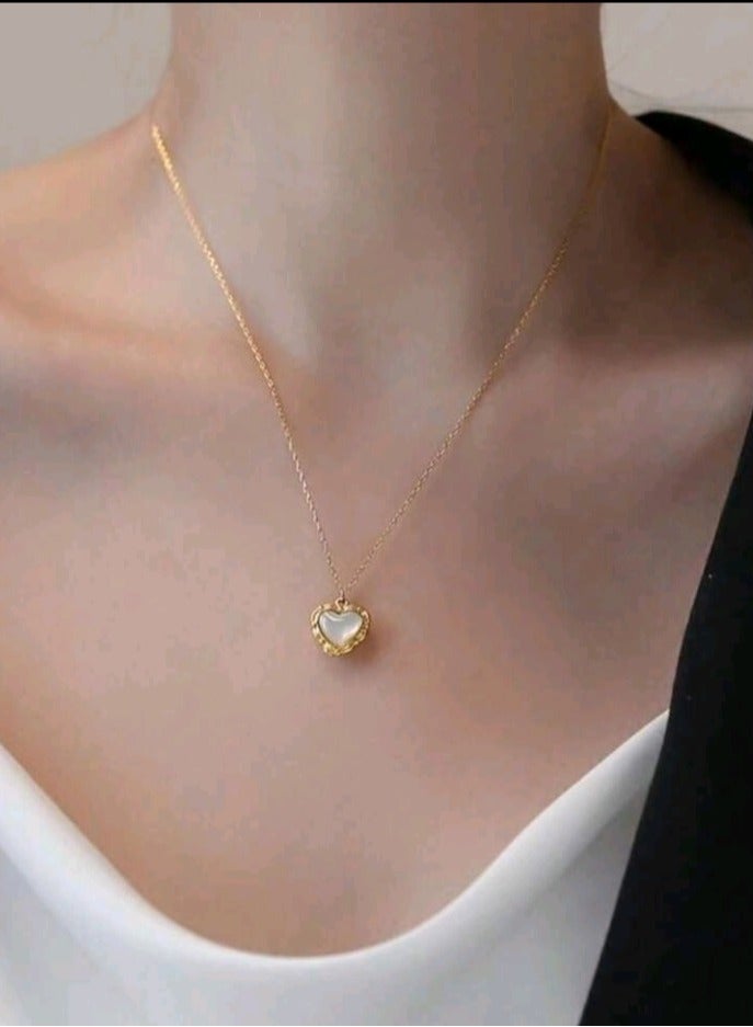 Attractives Trendy Stainless Steel Gold Plated Necklace For Women - Image 4