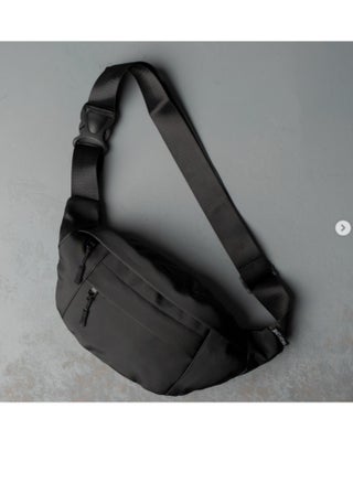 3-zipper medium bag