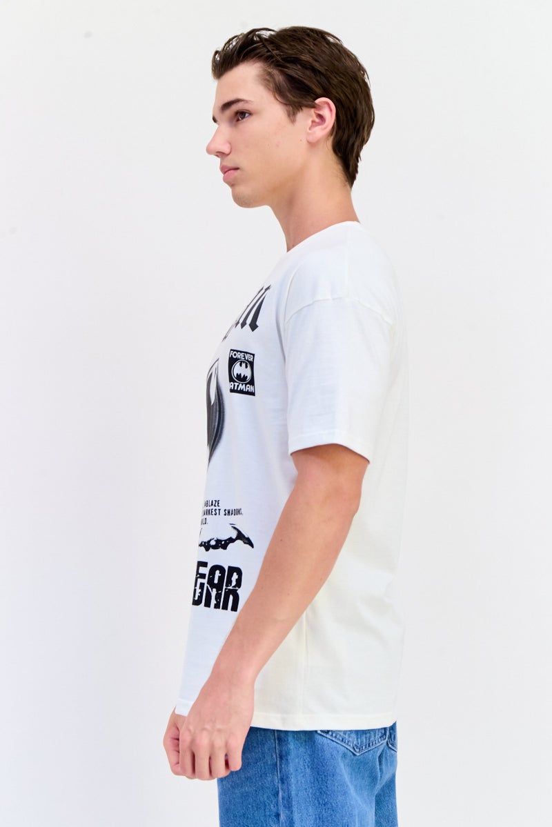 Batman Men Crew Neck Short Sleeves Graphic Print T-Shirt, Off White - Image 3
