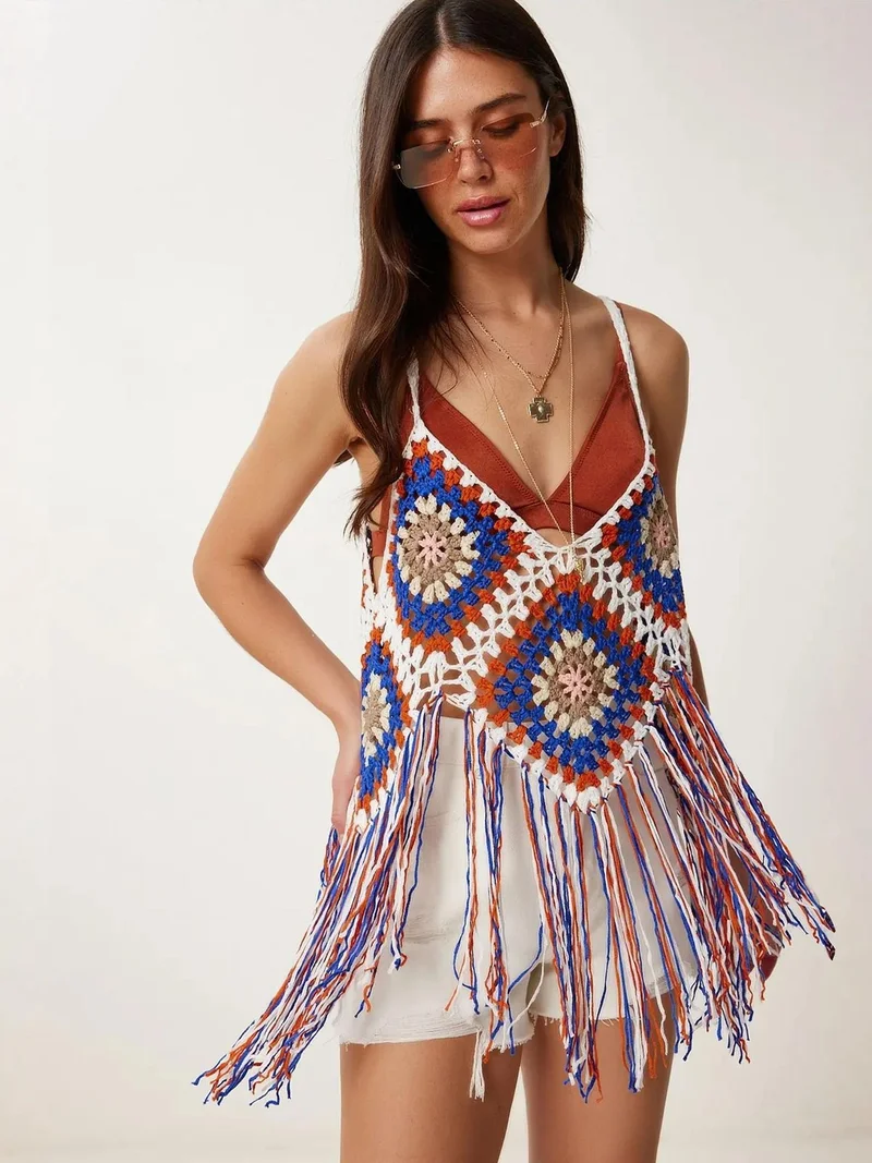 السعادة في إسطنبول ISTANBUL V-Neck Knitted Blouse with Tassel Detail