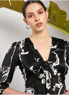 SASSAFRAS Abstract Print Front Tie Top & Pants Co-Ord  - Image 4