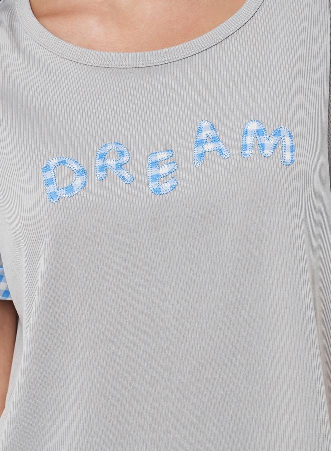 Styli Text Embroidery Detail T-Shirt and Solid Pyjama Set - Image 3