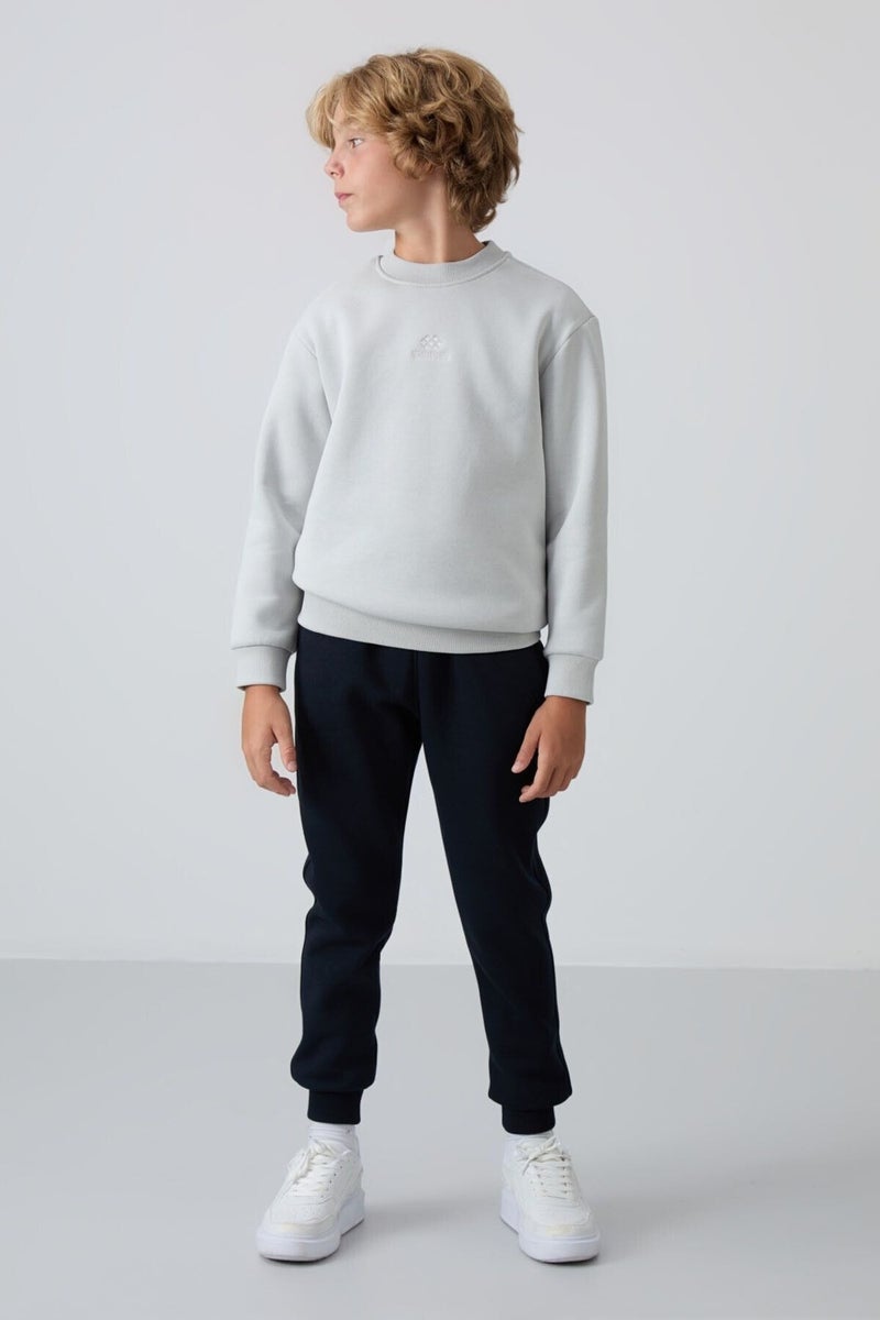 Tommy Life Stone Cotton Thick Fluffy Soft Texture Standard Fit Embroidered Boy's Sweatshirt - 11232  - Image 2