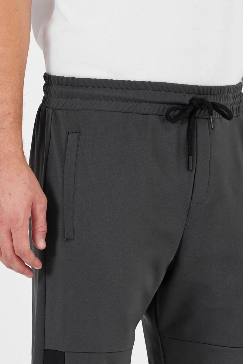mmetalic Men's Anthracite Standard Fit Regular Cut Straight Leg Pocket Zippered Casual Jogger Sweatpants